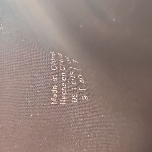 Sequins Booties - Picture 9 of 10